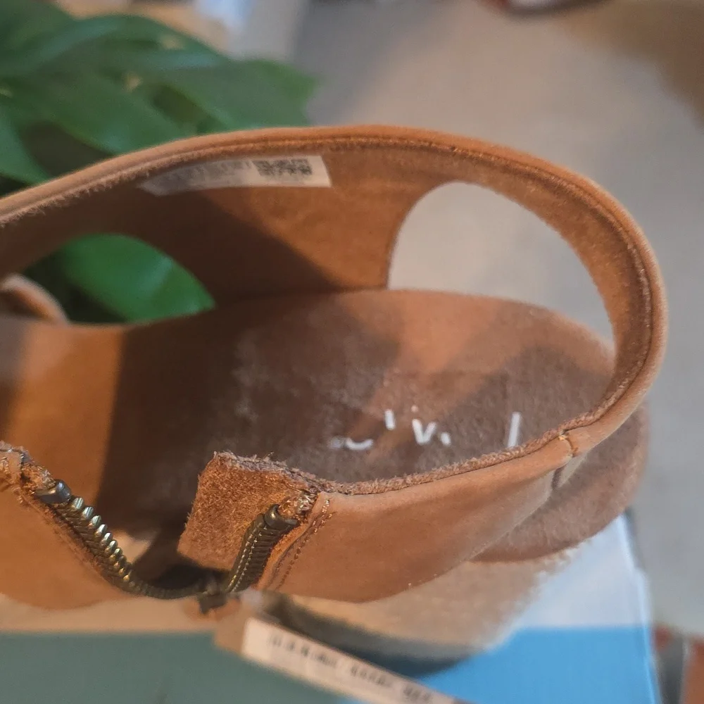 TOMS Women's Brown Wedge Sandals